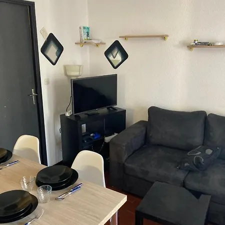 De Refait A Neuf Proche De Toutes Commodites Apartamento *
